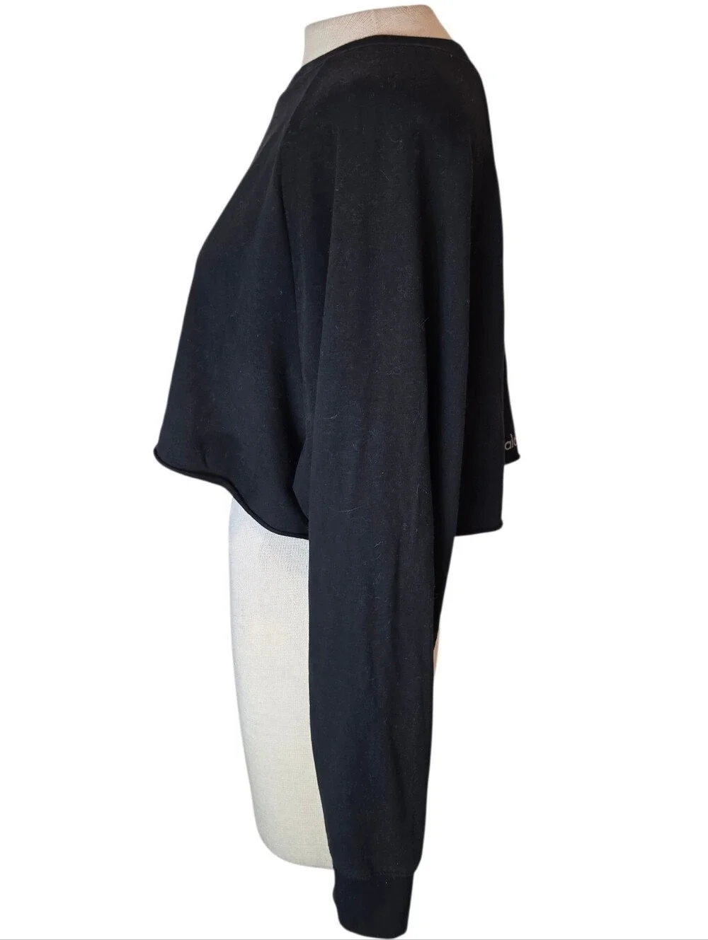 Alo Yoga Double Take Top Size M Black Cropped Boxy Long Sleeve Pullover